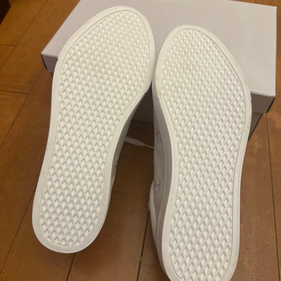 新品‼️MIO NOTIS スターレースアップスニーカー白