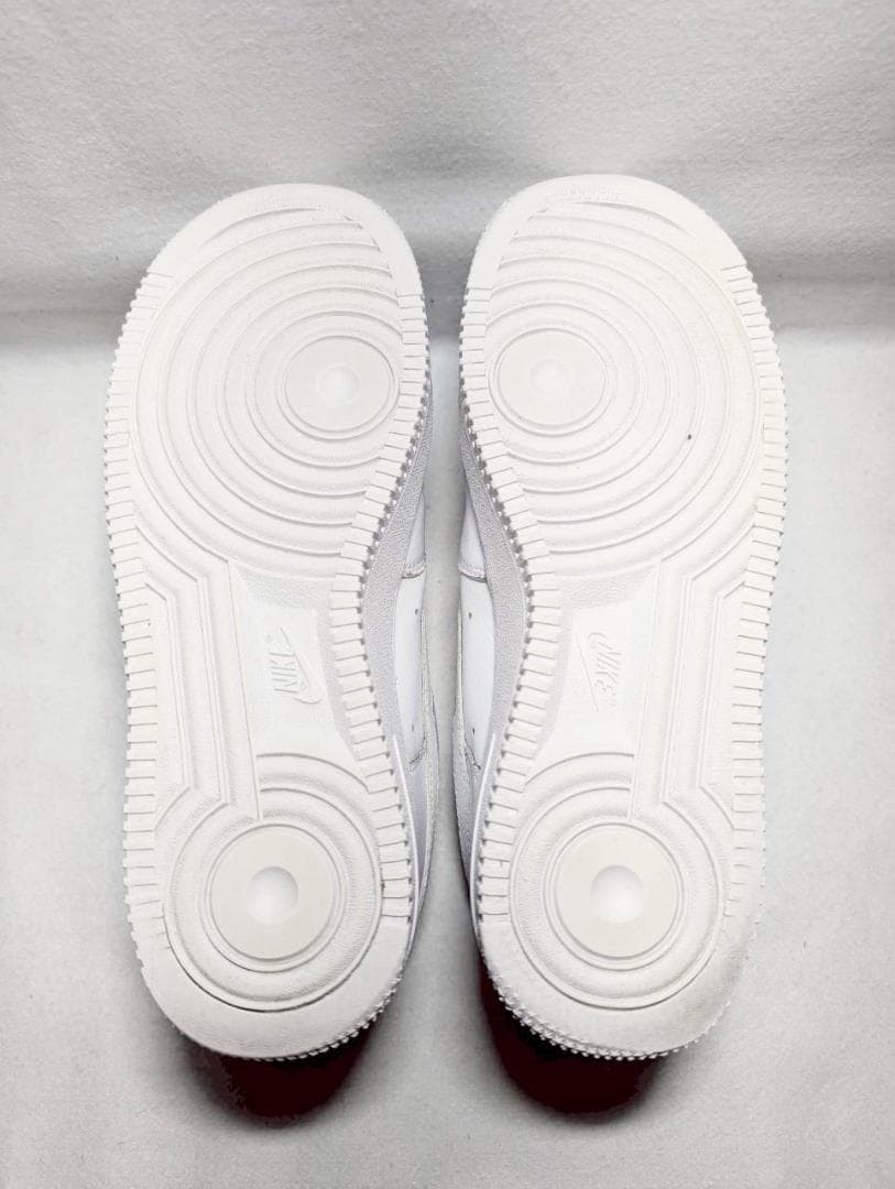 Nike Air Force 1 Low '07 ホワイト 25cm