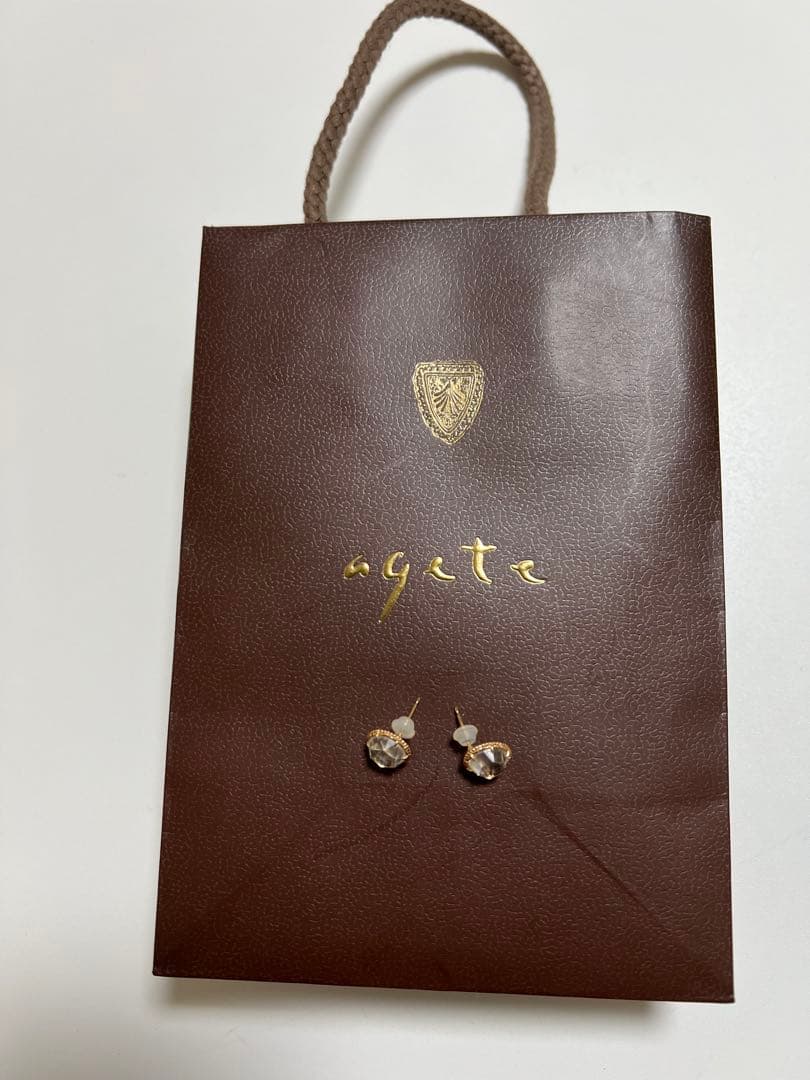 agete ゴールドクリスタルピアス