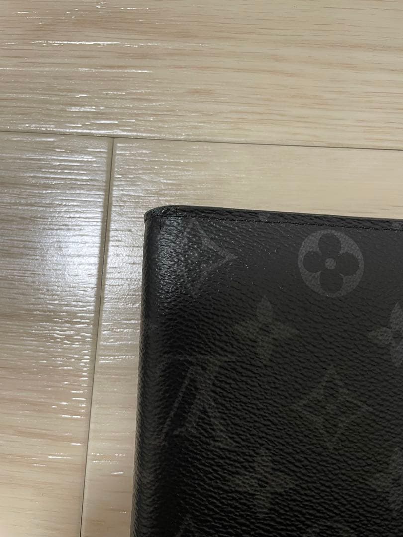 LOUIS VUITTON ポルトフォイユ・ブラザ モノグラム エクリプス長財布