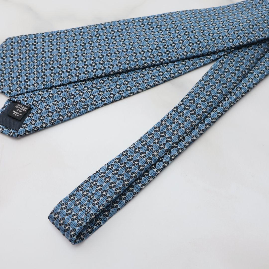 未使用に近い ゼニア ネクタイ 青色系 イタリア製