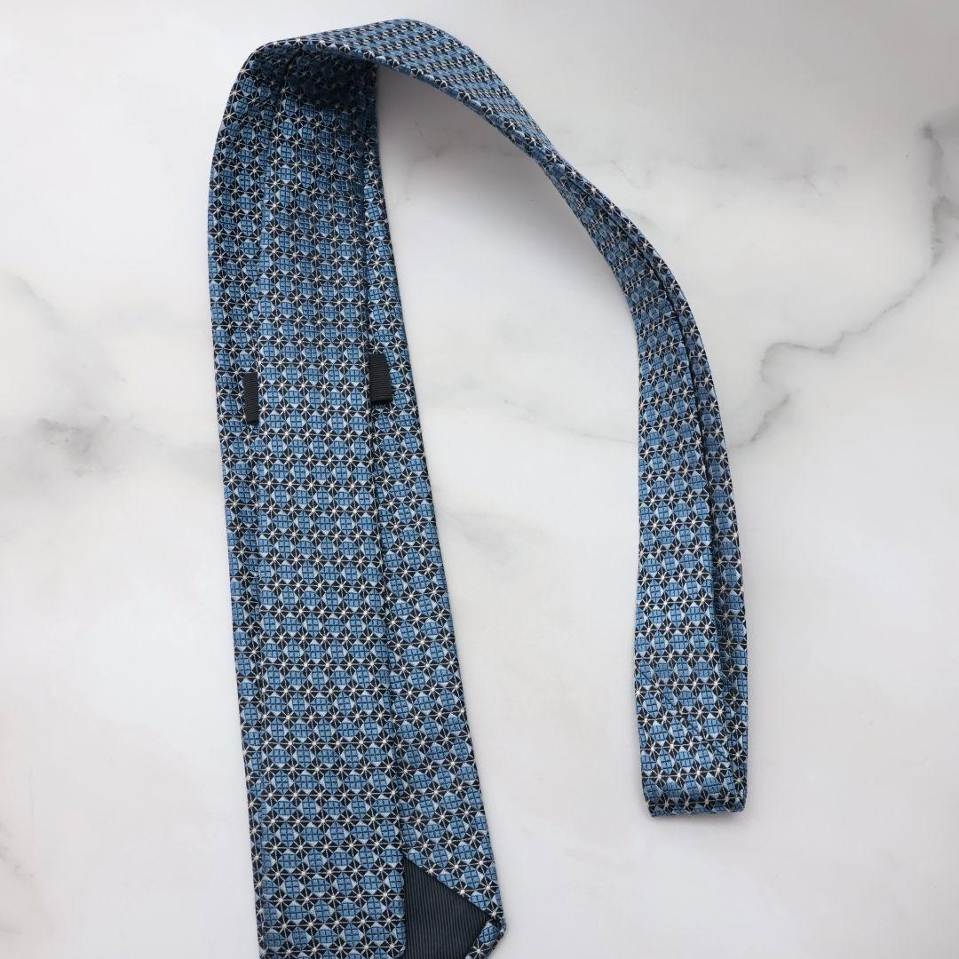 未使用に近い ゼニア ネクタイ 青色系 イタリア製