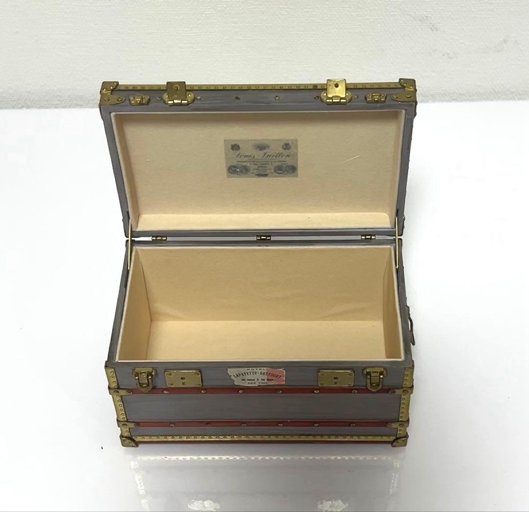 【非売品】ルイヴィトン ノベルティ トランク 2011 レア