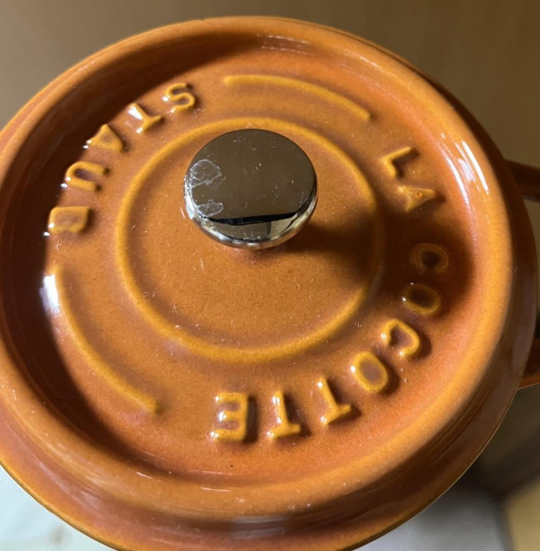 4/25まで【正規品】STAUB ココットラウンド10cm シナモン 1個　送A