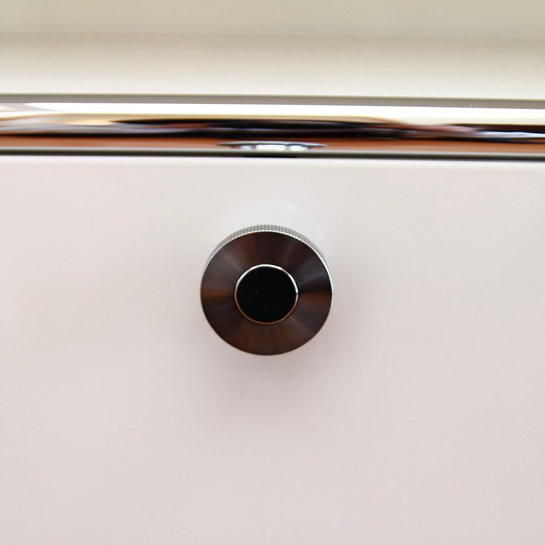 USM Haller USM ハラー ドロップドア キャビネット ホワイト