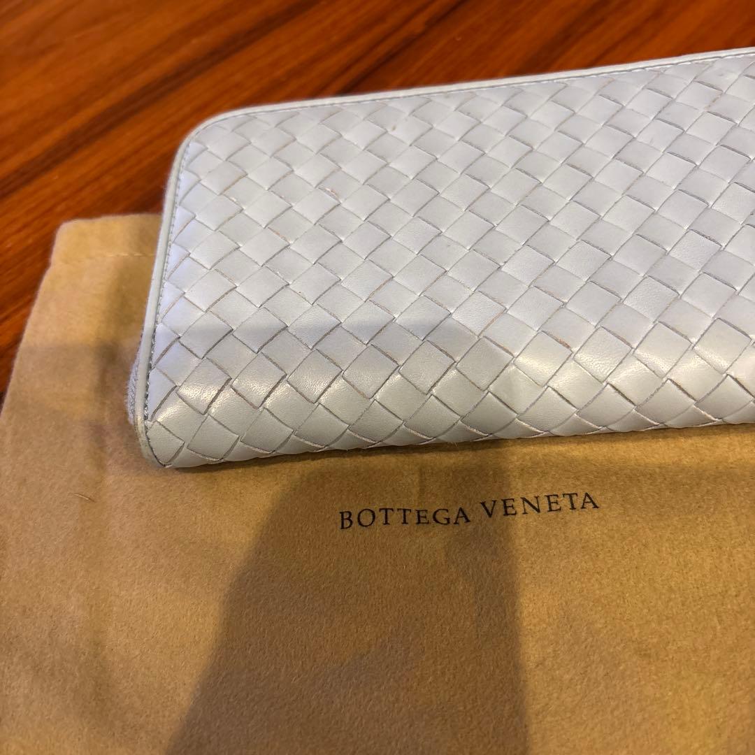 bottega venetaの長財布