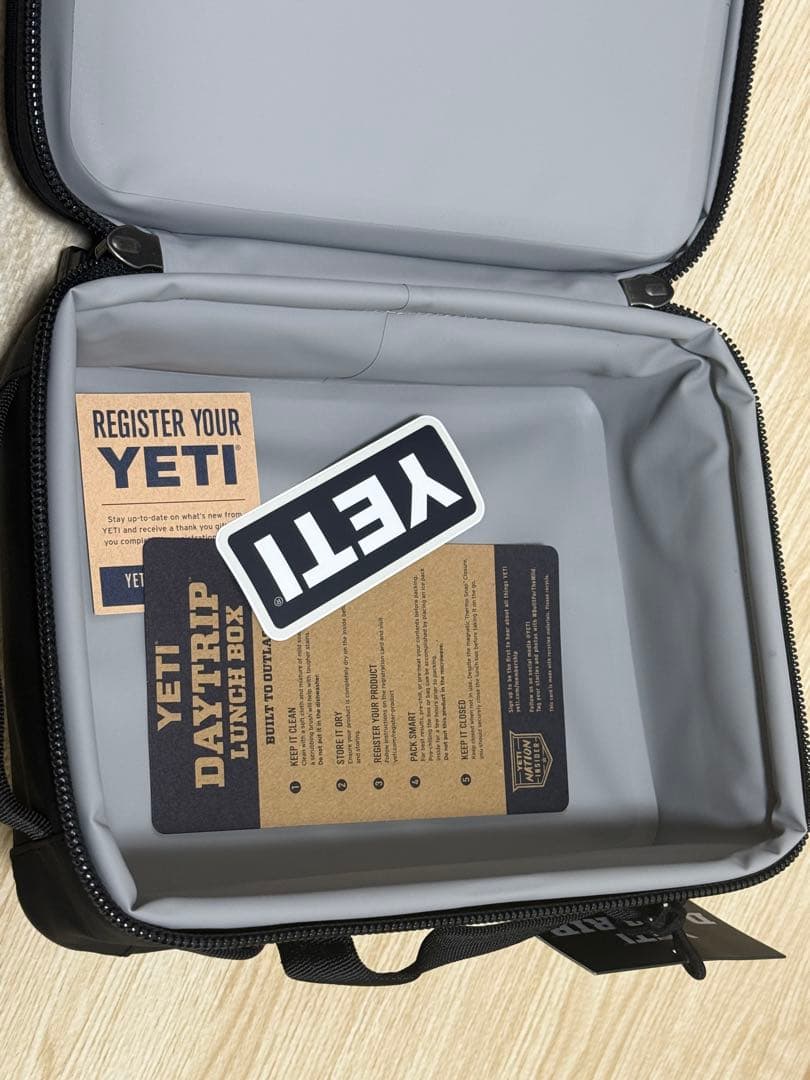 YETI DAYTRIP LUNCH BOX ブラック