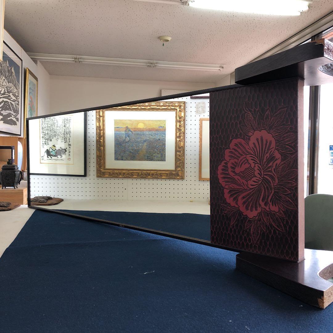 鎌倉彫の牡丹文姿見