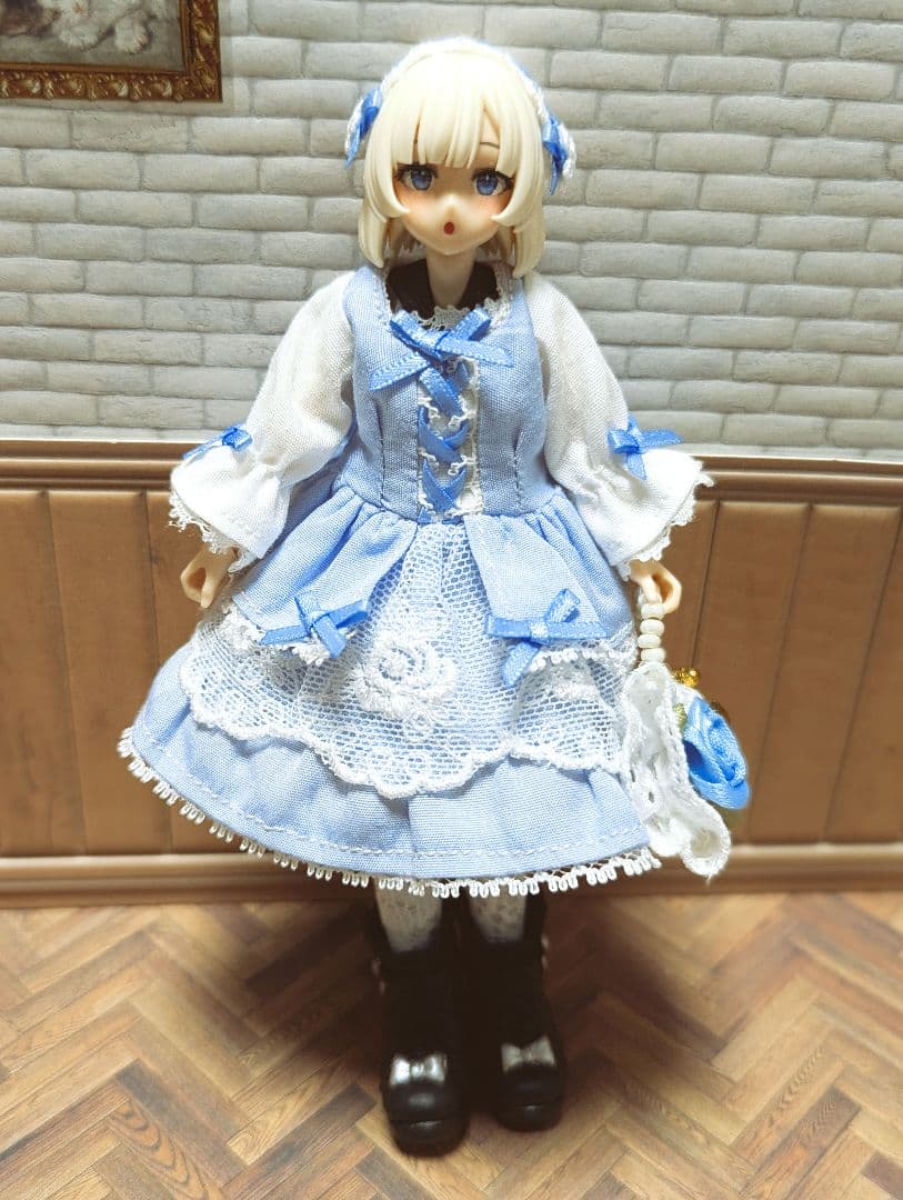 ロリータワンピセット　４色セット　おまけ付き　メガミデバイス