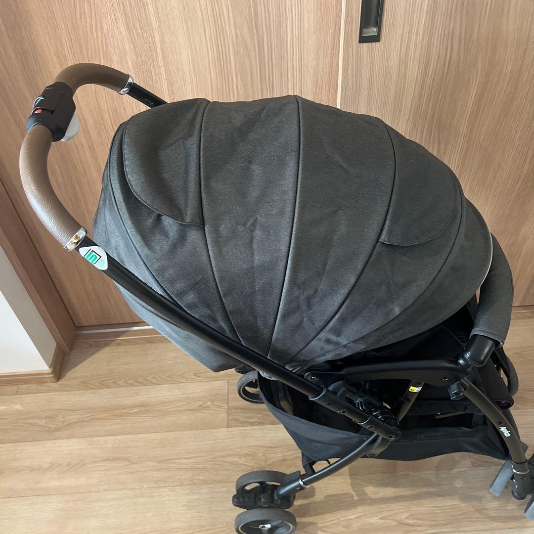アップリカ　ベビーカー　ラクーナクッションAB