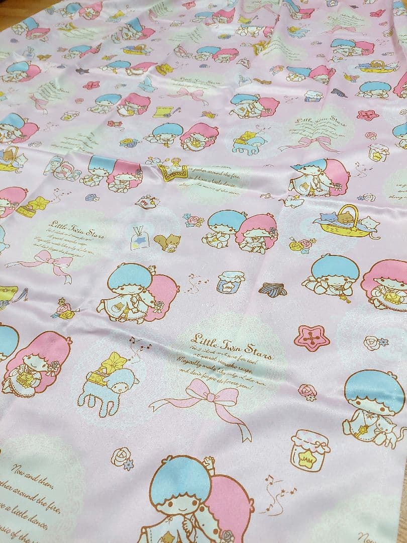 レトロ　キキララ　リトルツインスターズ　カーテン　100×178㎝　2枚組