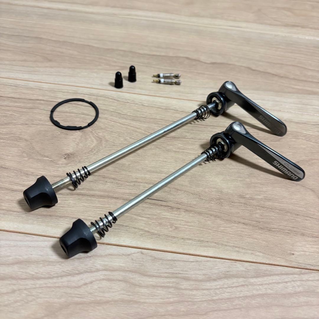 【ほぼ未使用品】シマノ WH-RX830-TL 700c フロントリア セット