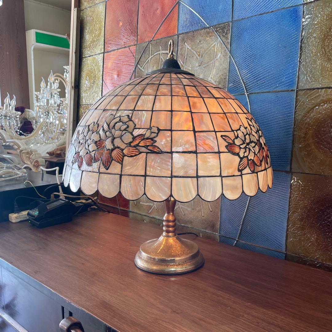 アンティーク・大型ステンドグラスのシェルランプ