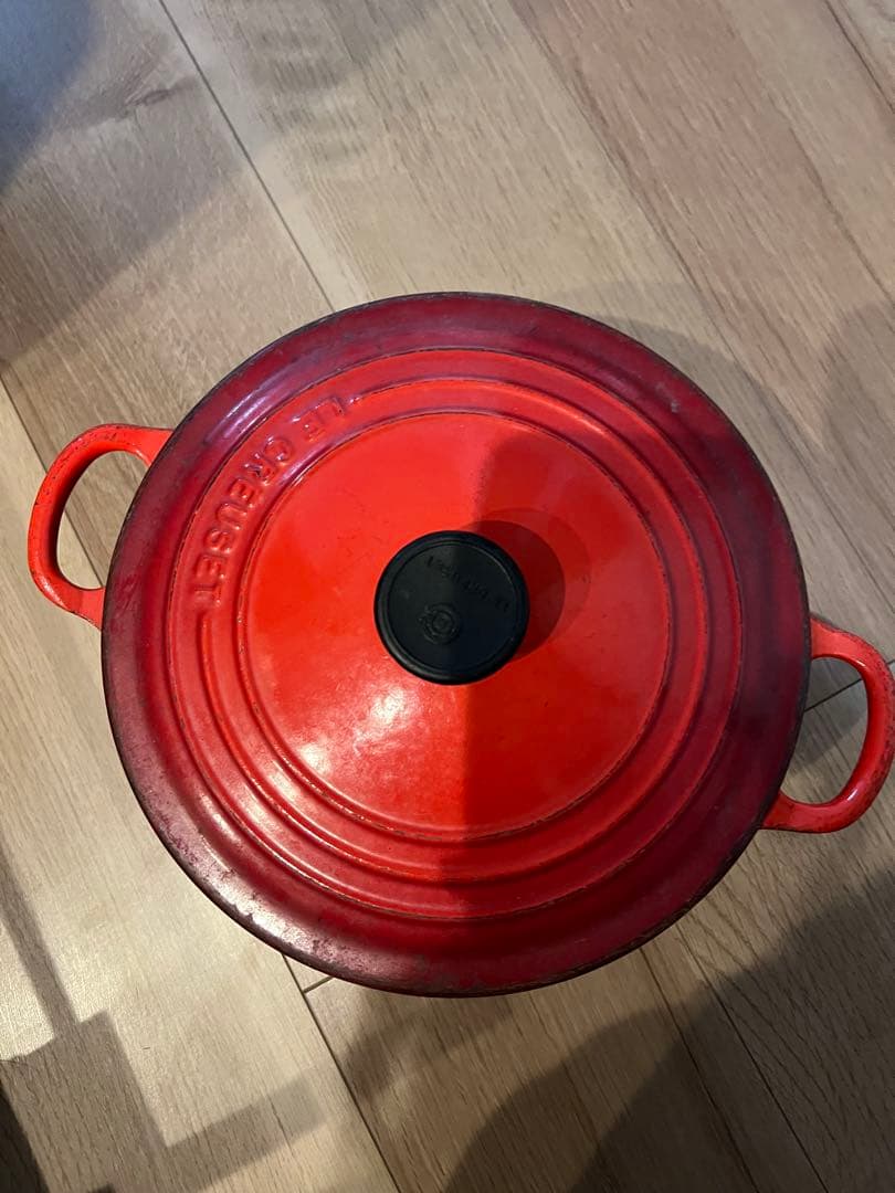 セット配送可能！ル・クルーゼ LE CREUSET 赤 22cm両手鍋