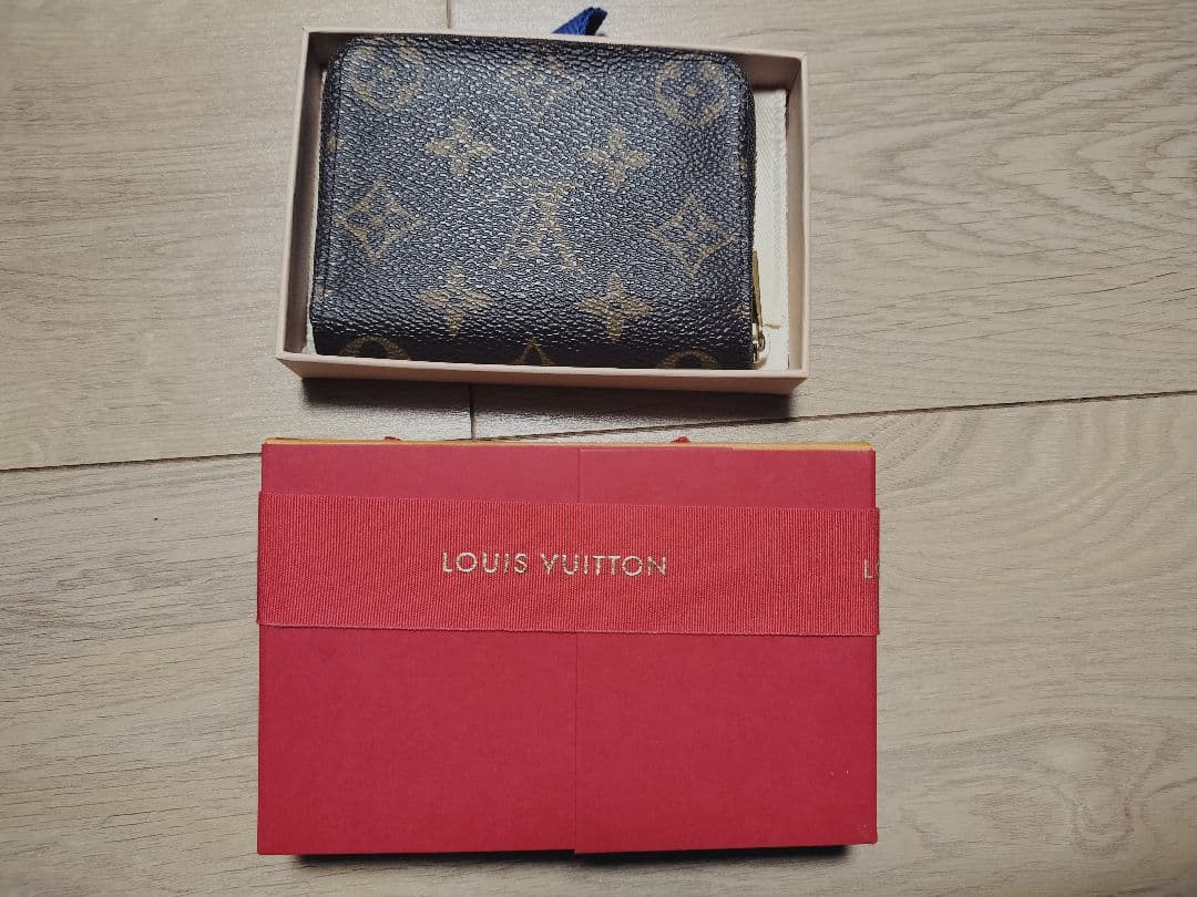 ルイ・ヴィトン　ジッピー・ パース