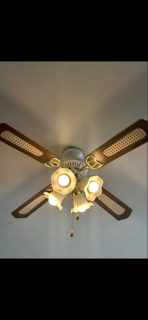 クラシックシーリングファン 4枚羽根 LEDつき