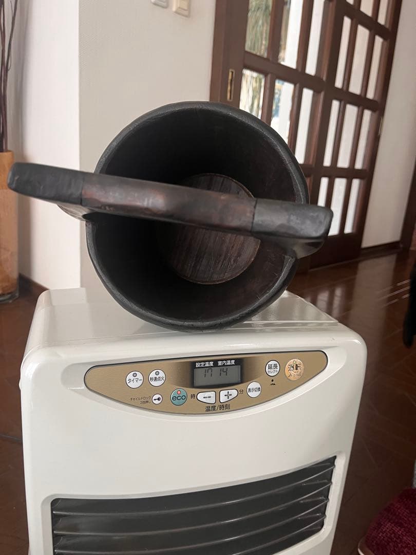 洋風　アンティーク　水汲み