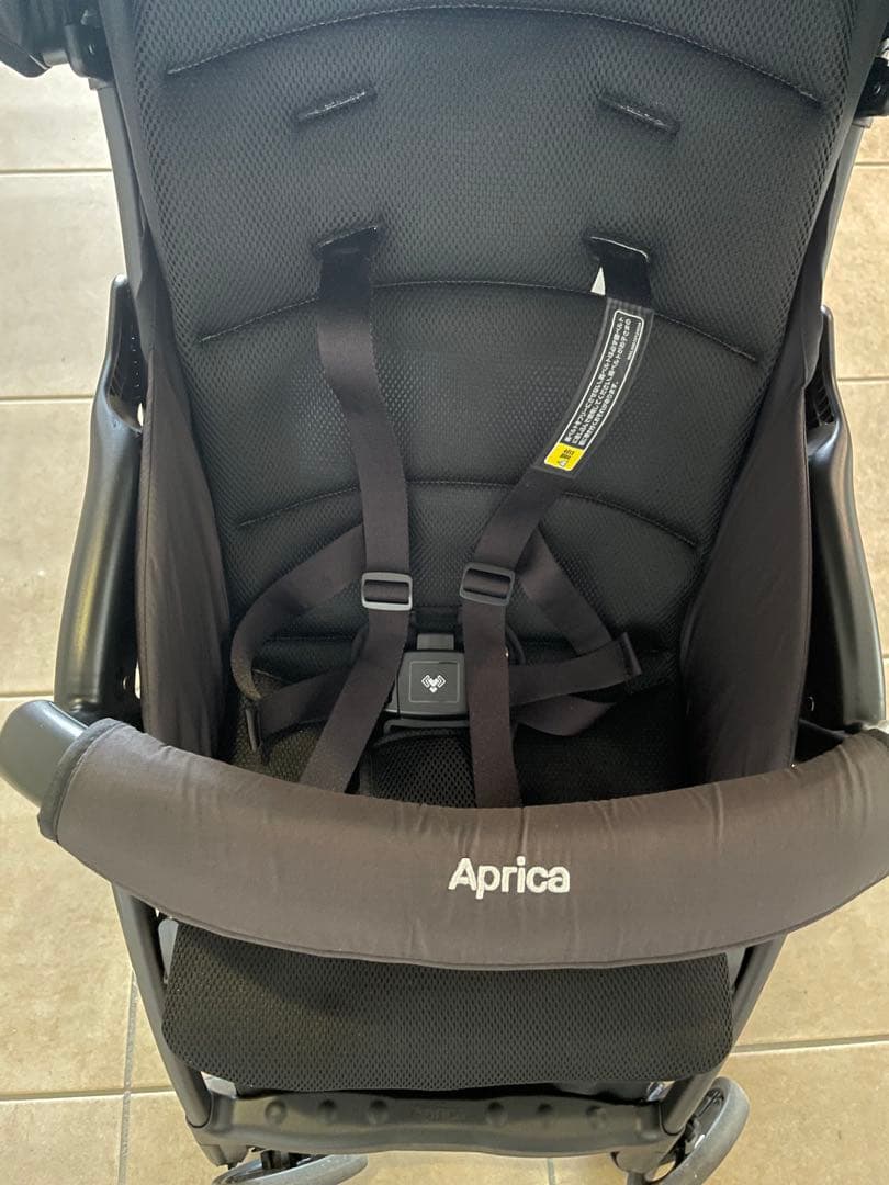 【美品】Aprica アップリカ マジカルエアーフリー2023年モデル