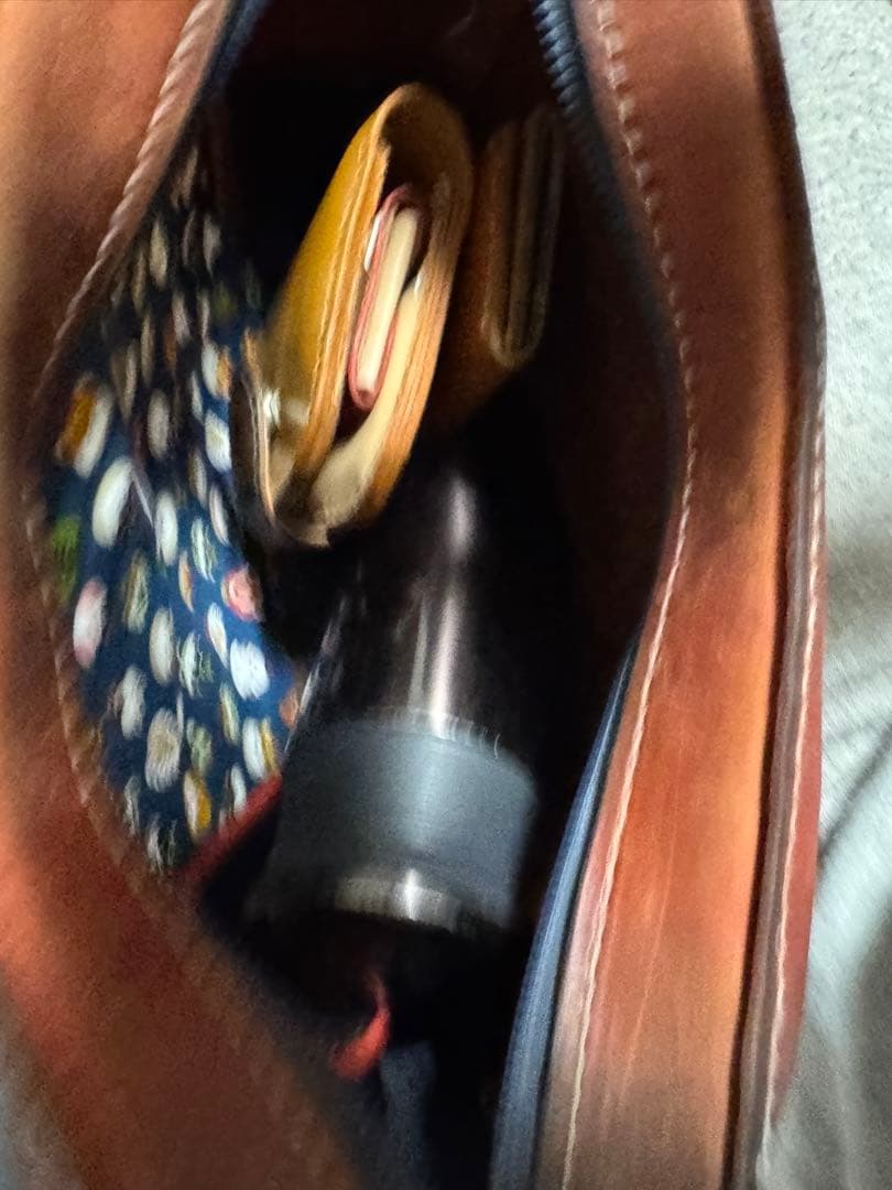 レザークラフト　デザイナーズ　メッセーンジャーバッグ