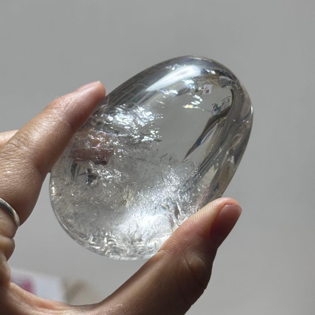 高品質　クリアクォーツ　握り石139.5g 浄化　NO.218