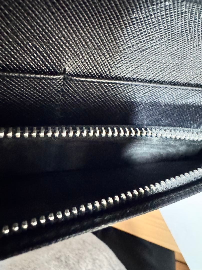 【えす】PRADA プラダ 長財布 サフィアーノレザー