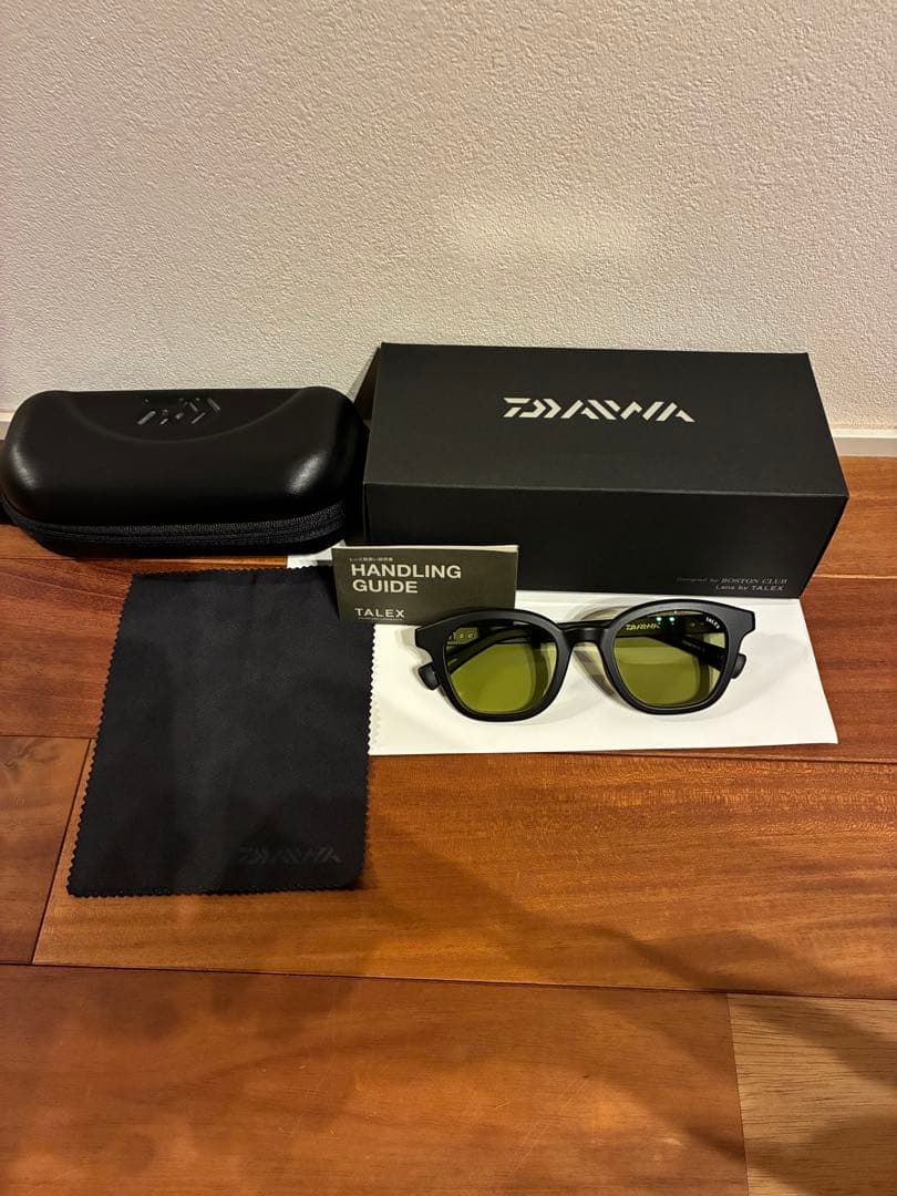 偏光サングラス‼︎TLX024 EG マットブラック　イーズグリーン