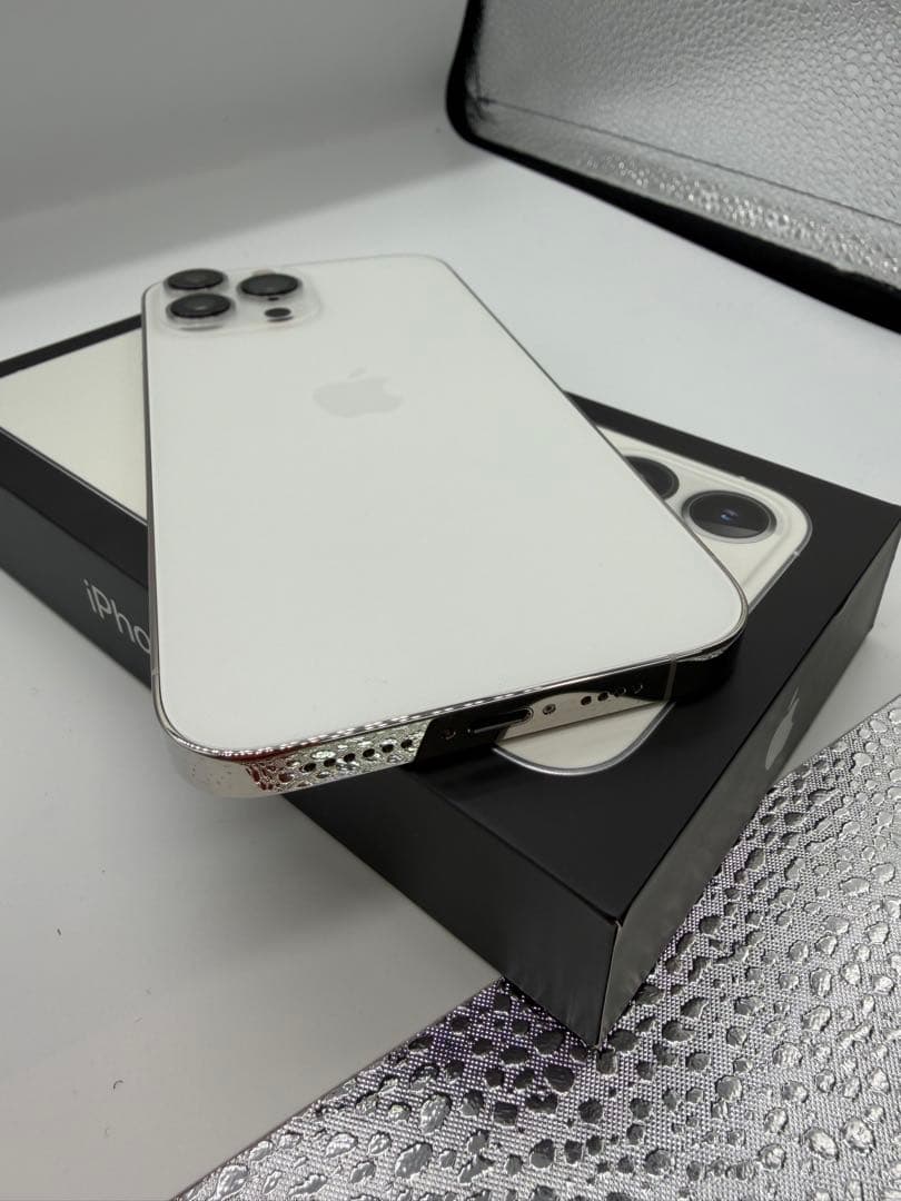 【極美品】iPhone13promax 256GB BT100% 付属品完備！