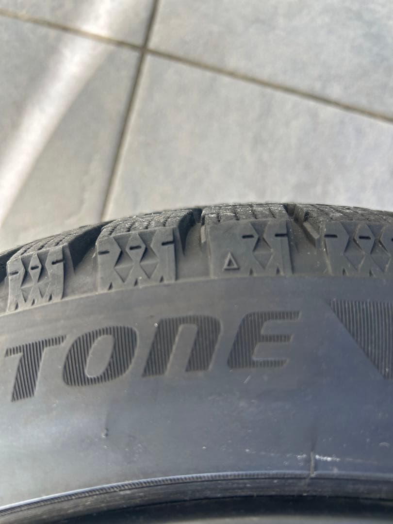 スタッドレスタイヤ　ホイール　4本セット