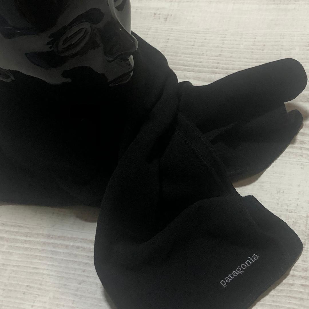 人気のブラック‼️パタゴニア マイクロ・デラックス・スカーフ フリース・マフラー