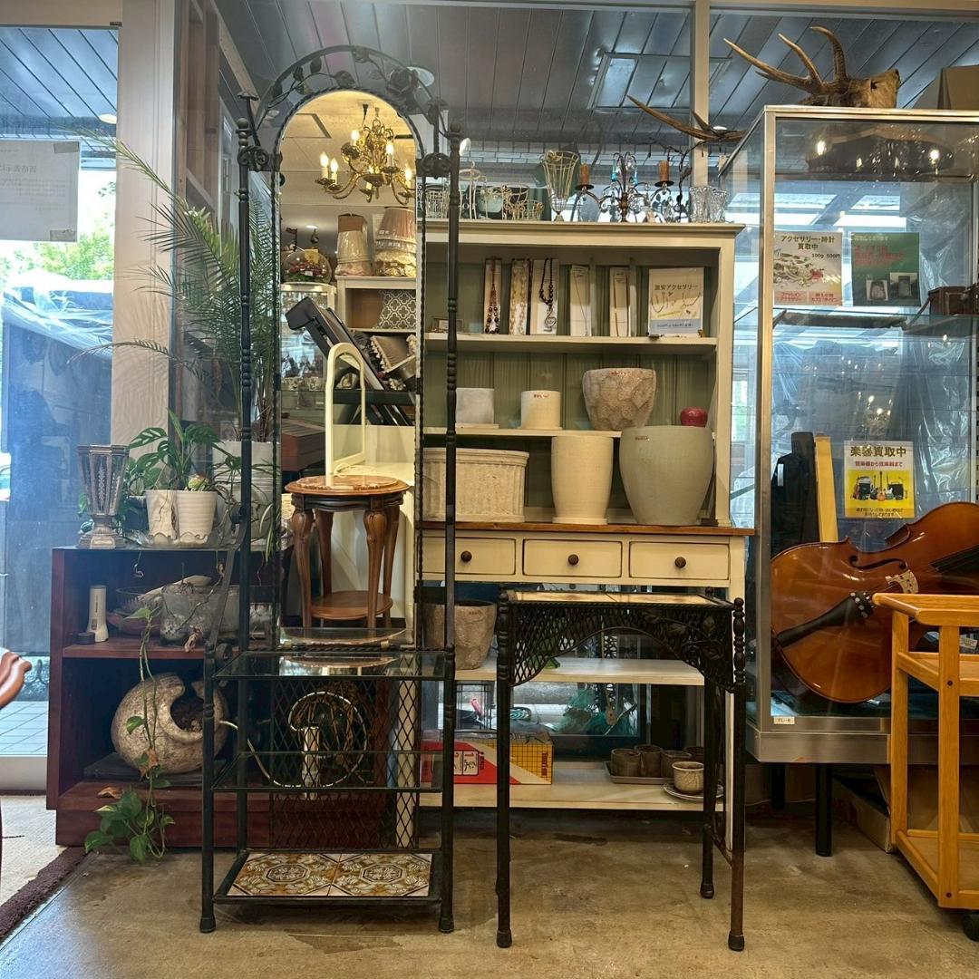 iΦ【2点セット】アンティーク アイアン家具 ミラー付き ラック 飾り棚