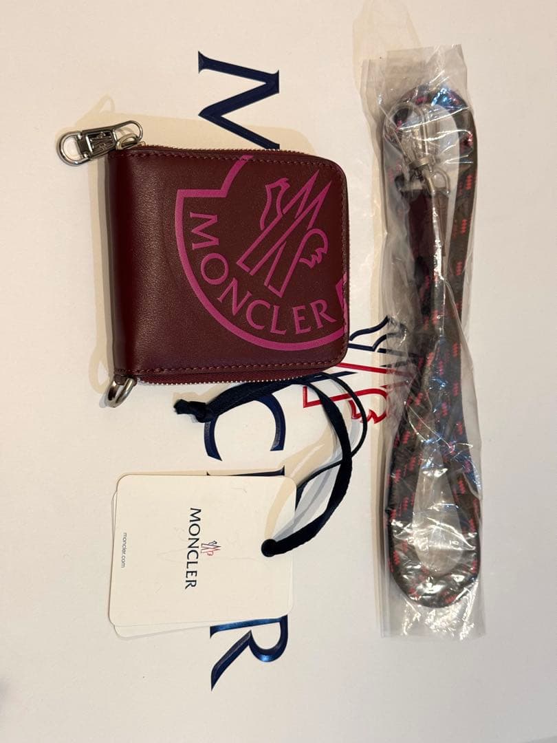 新品　MONCLER モンクレール 財布 ウォレット 2つ折り ブラック　クロエ