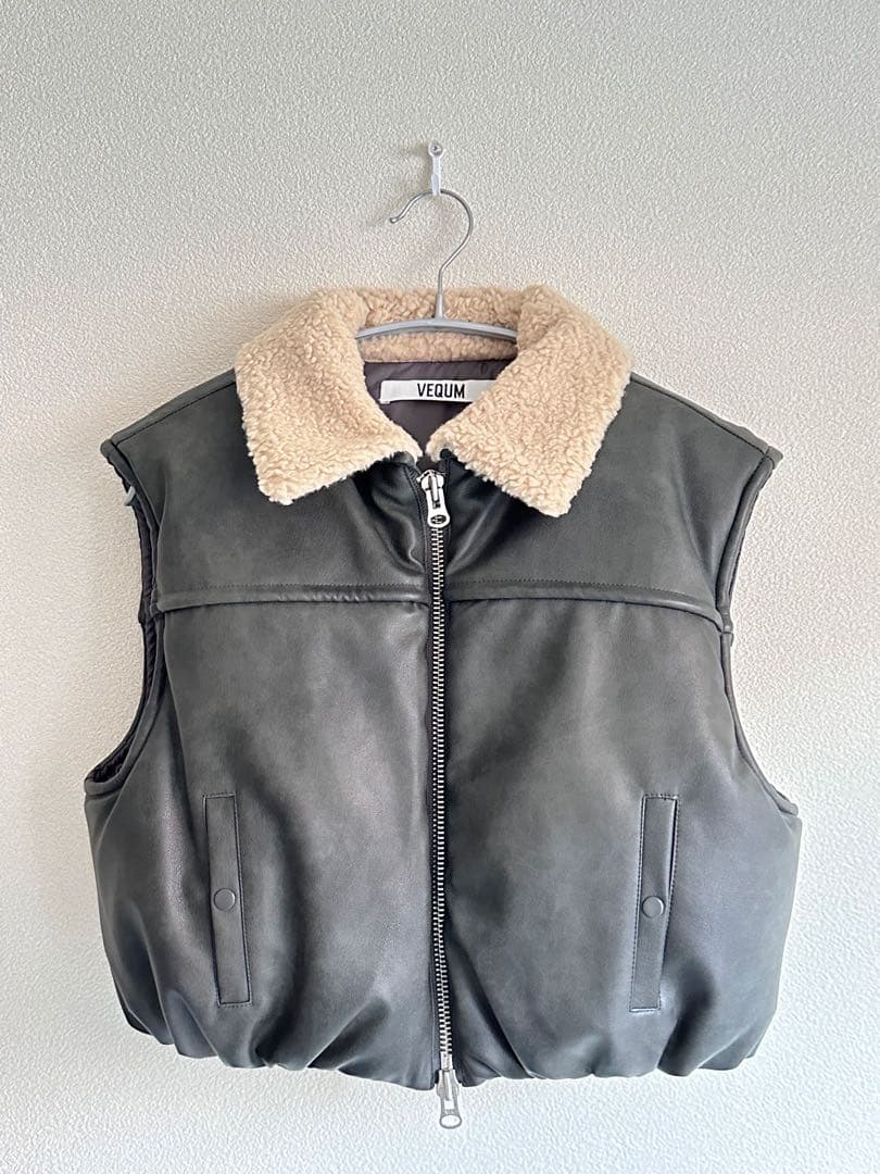 EMODA VEQUM PUFFER COMPACT VEST Fサイズ