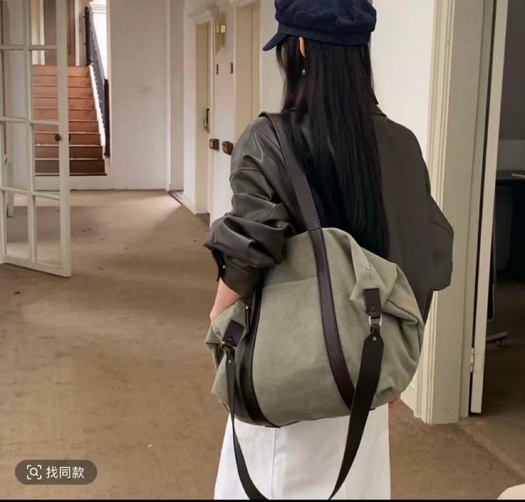 未使用イルビゾンテ　サインロゴ　トートバッグ　レザーキャンパス牛革