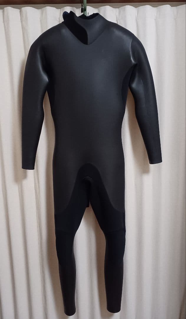 DEUS　デウス　ウェットスーツ　フルスーツ　3mm　ラバー　メンズMLサイズ