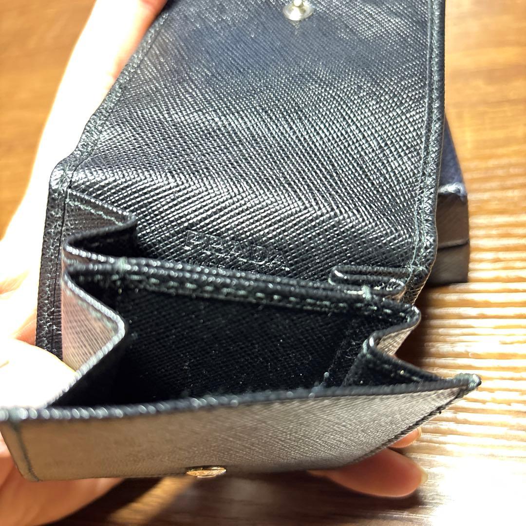 プラダ　ケース