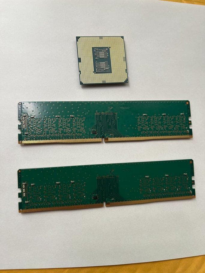 Intel Core i7-10700 DDR4-320016GB×2セット販売