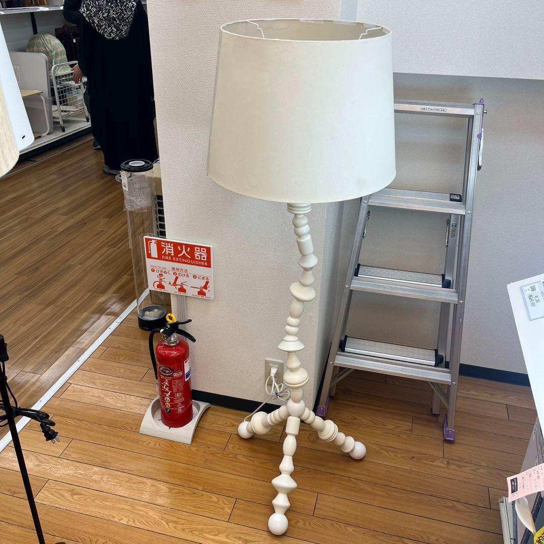 廃盤　IKEA イケア IKEAPS SVARVA フロア　ランプフロアスタンド