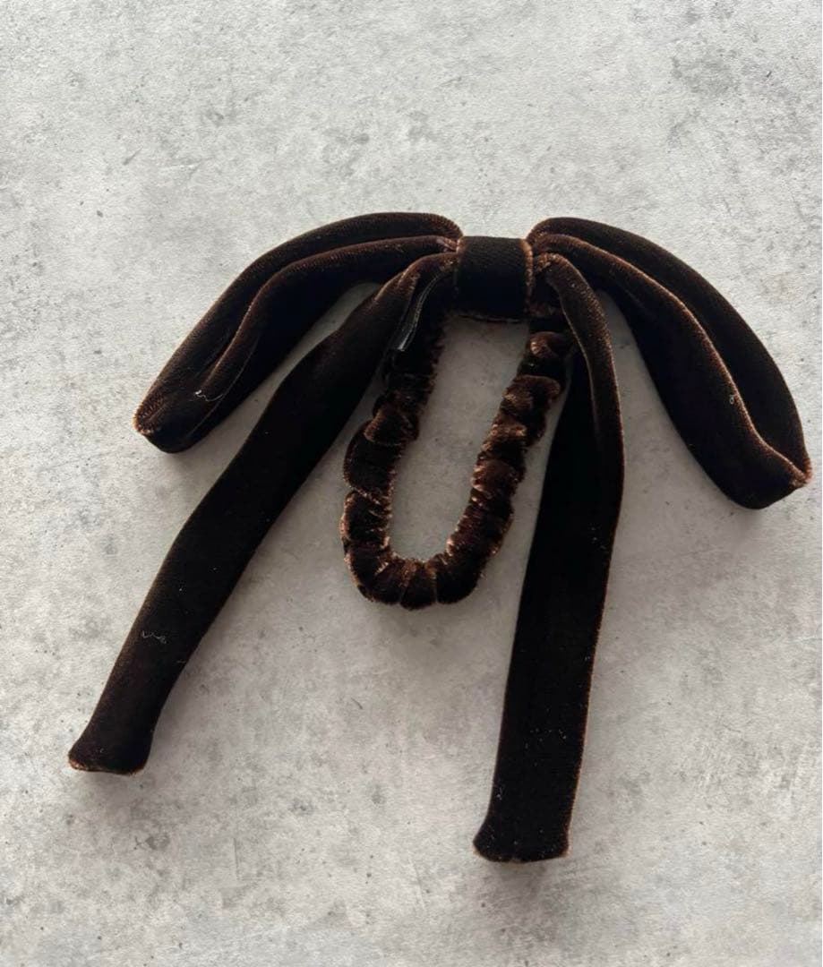 アレクサンドルドゥパリ　ポニー　リボン　ブラウン　シュシュ