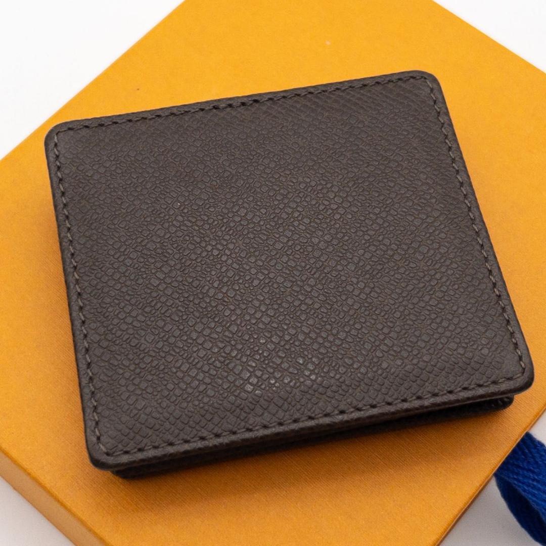 【極美品】ルイヴィトン　ポルトモネボワット　タイガ　ケース　グリズリ　茶色