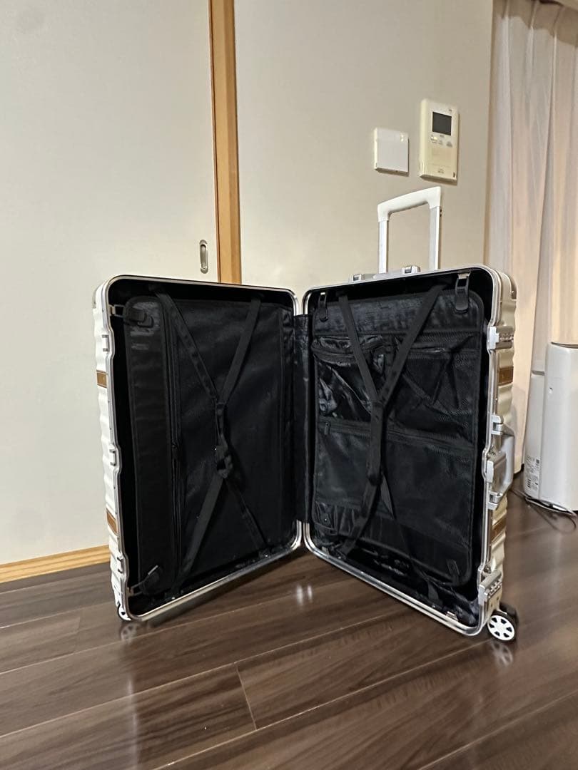 未使用 XL特大スーツケース ストッパー付６−８泊TSA