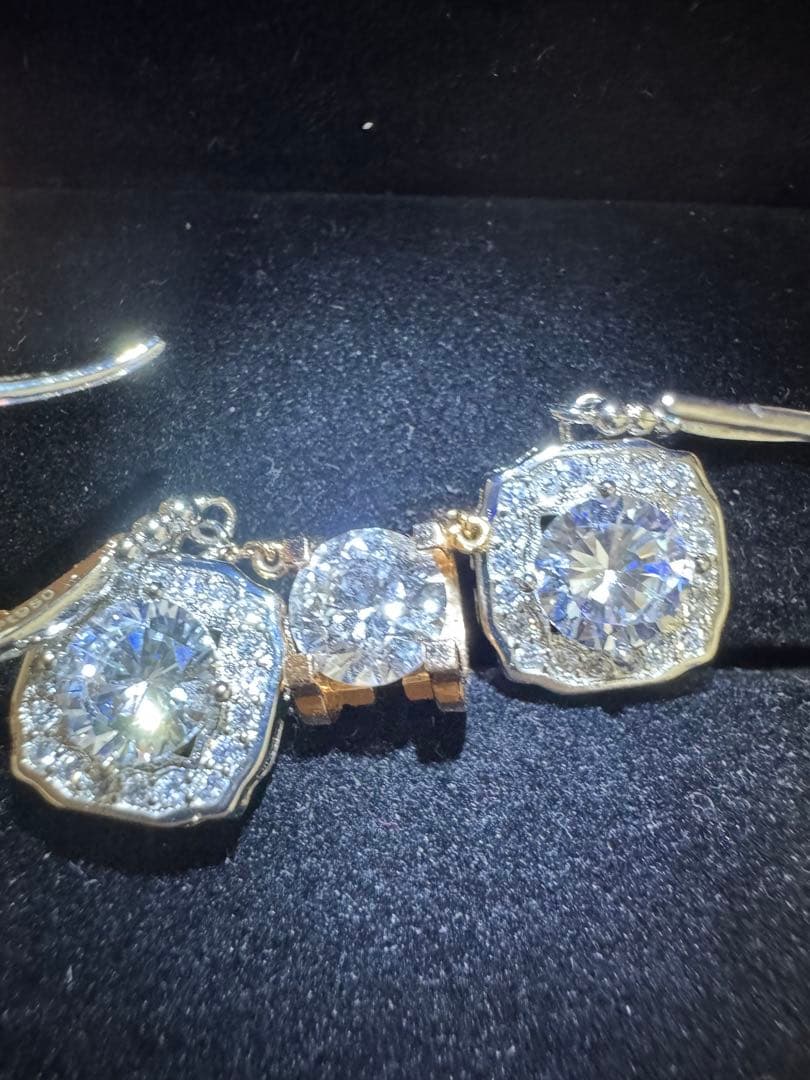 Kyhm　新品未使用　ピアス　プラチナ刻印　合計約2ct