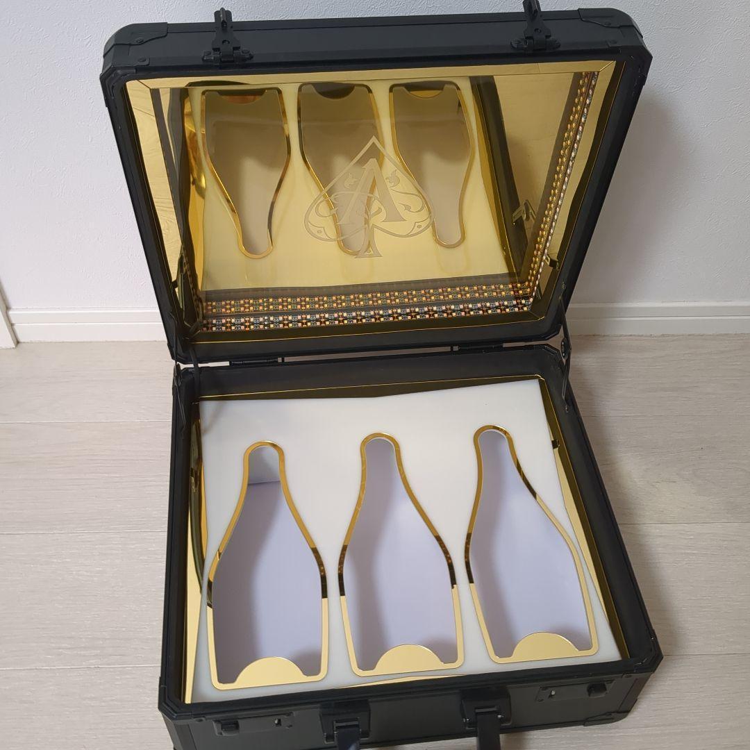 未使用品】アルマンド シャンパン アタッシュケース 3本収納 クラブ キャバクラ