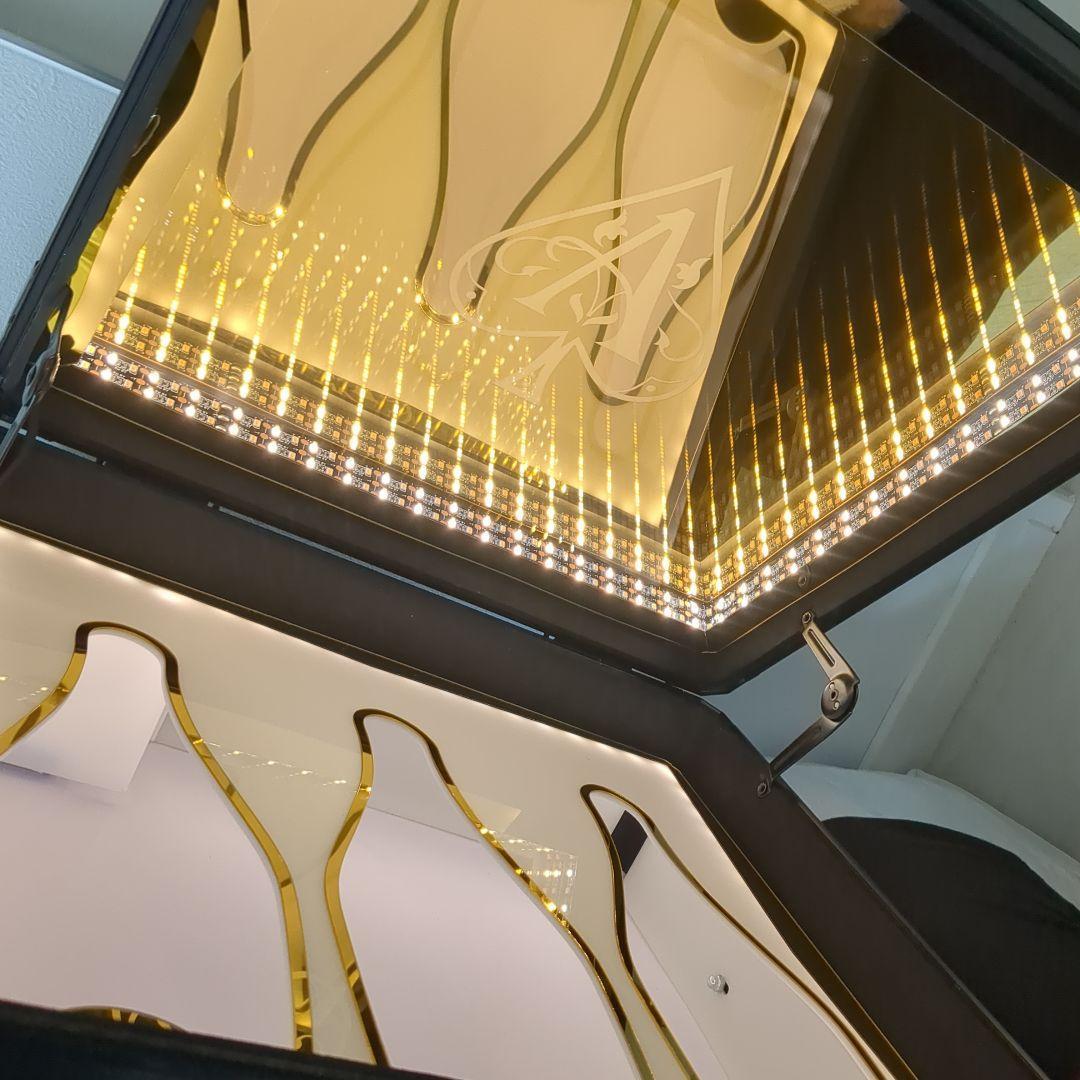 未使用品】アルマンド シャンパン アタッシュケース 3本収納 クラブ キャバクラ