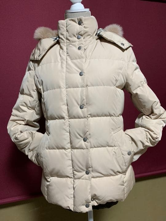 Burberry バーバリーダウンジャケット
