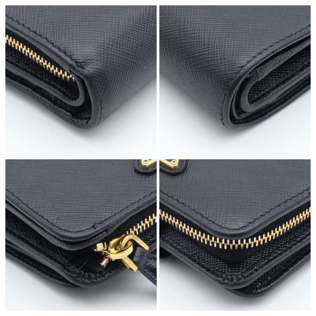 【極美品】PRADA　二つ折り財布　サフィアーノレザー　三角ロゴ　黒