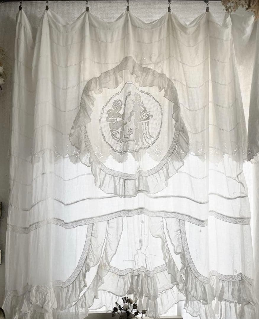 フランスアンティーク　カーテン　エンジェル　フリル　ノルマンディ　大判 天使