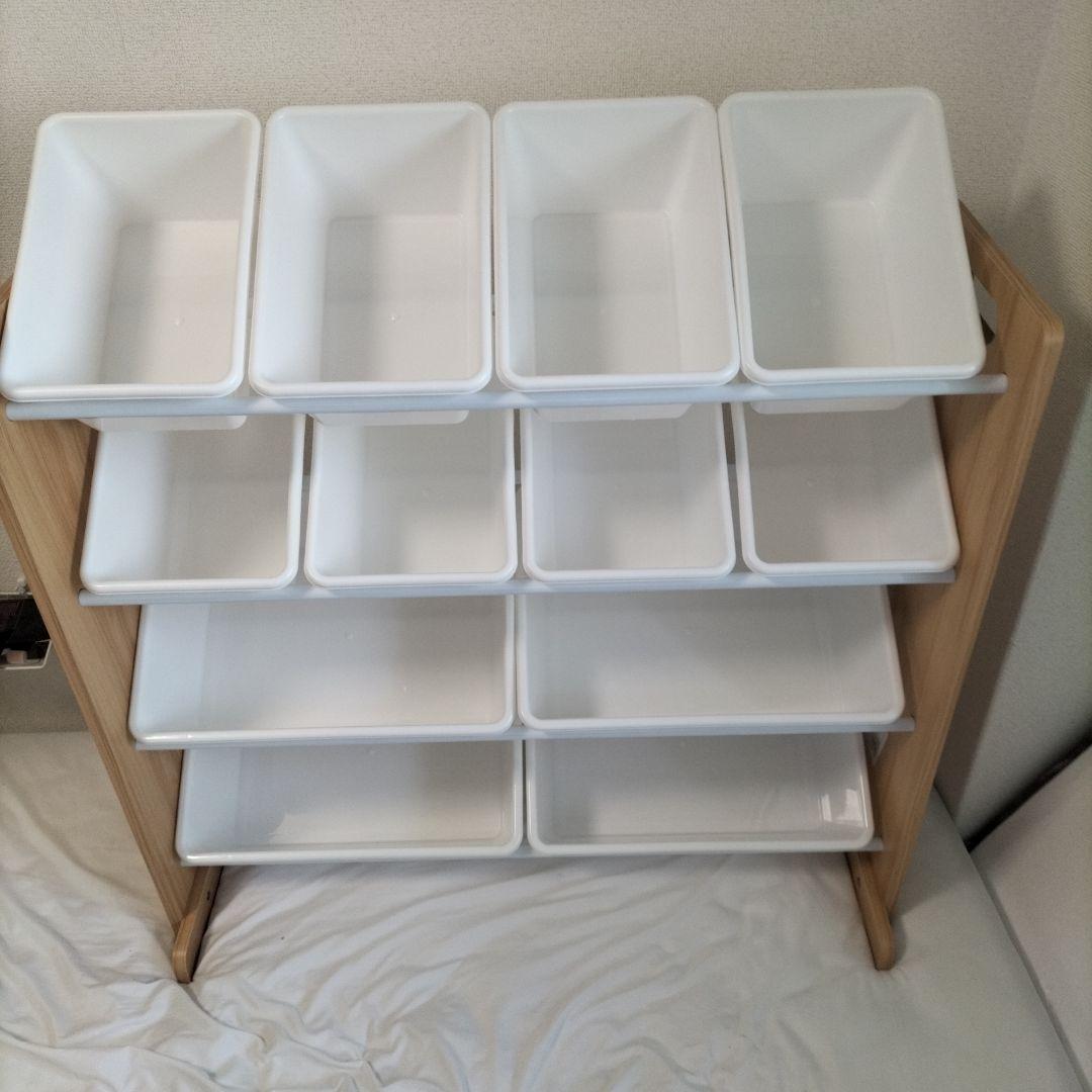 箱入れ替え可能　収納棚　12ケースタイプ　木目調
