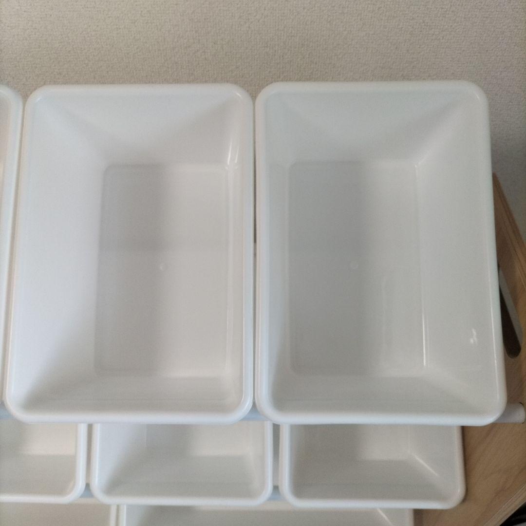 箱入れ替え可能　収納棚　12ケースタイプ　木目調