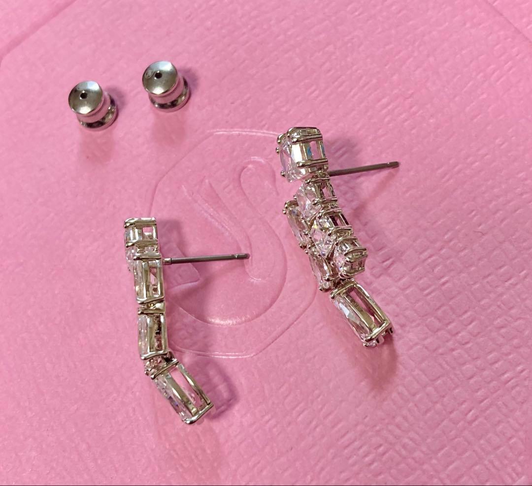 【スワロフスキー】Matrixミックスカットピアス