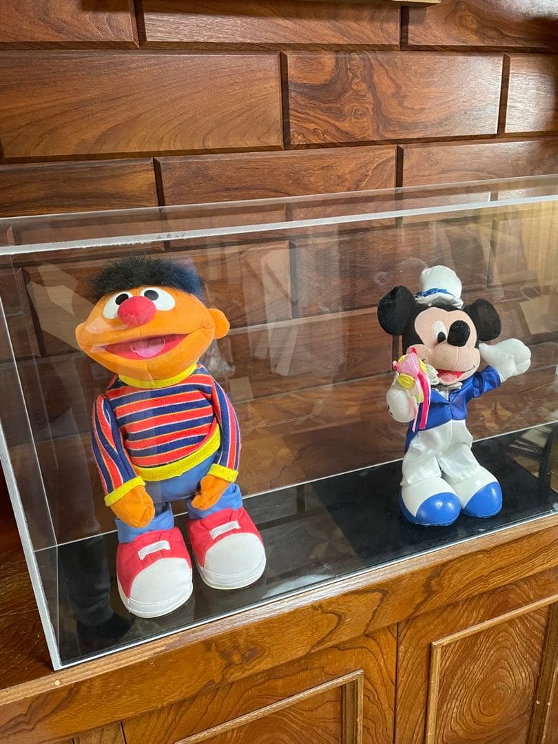 大型　アクリル製　ディスプレイケース フィギア・お酒などの展示に!